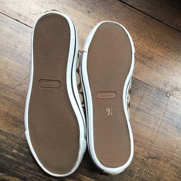 Coach Suzzy Sneakers - Picture 2 of 5